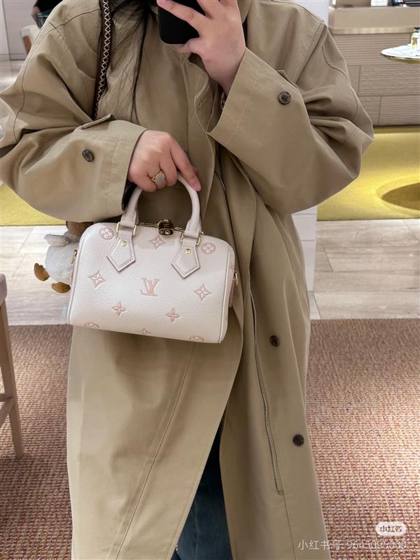 2026120163139918 330